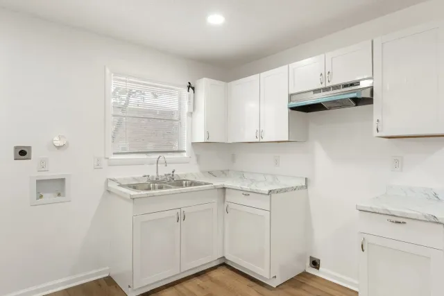1125 Thomason Ave (Apartment) — photo 1