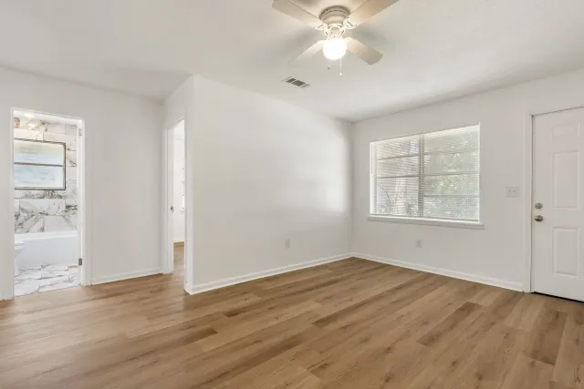 1125 Thomason Ave (Apartment) — photo 3
