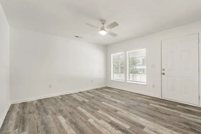1125 Thomason Ave (House) — photo 3
