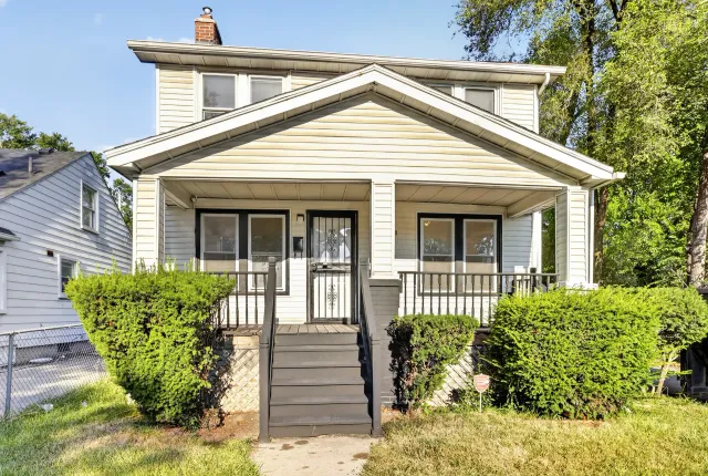 13327 Whitcomb St — photo 1