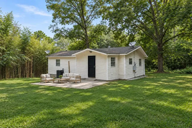 3901 N Wind Dr — photo 2