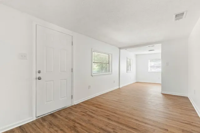 3901 N Wind Dr — photo 4