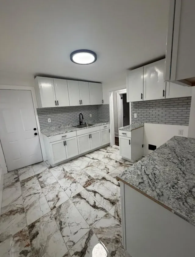 9405 Woodside St — photo 4