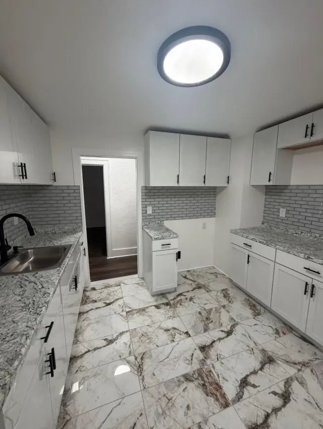9405 Woodside St — photo 3