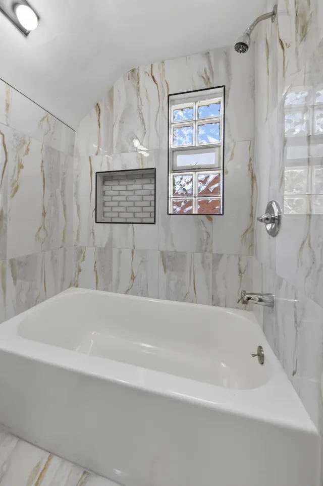 13527 Winthrop St — photo 17