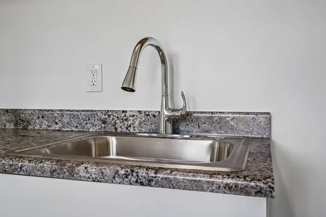 Cherokee Apartments — photo 4