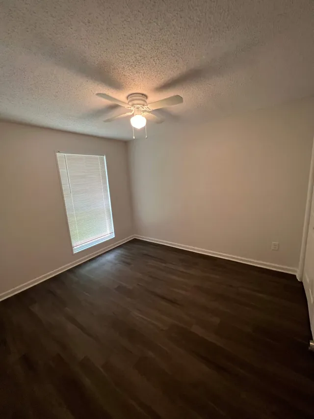 North Pointe Apartments — photo 1
