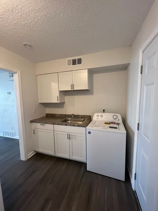 North Pointe Apartments — photo 7