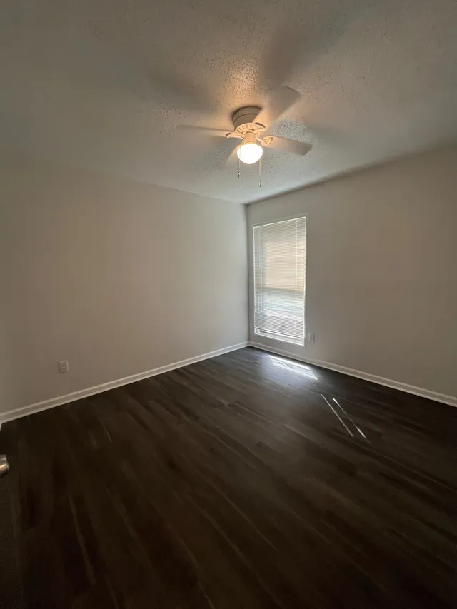North Pointe Apartments — photo 9
